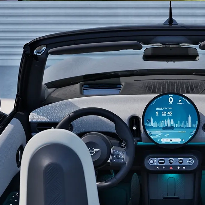 Planche de bord MINI Cooper Cabrio avec écran tactile